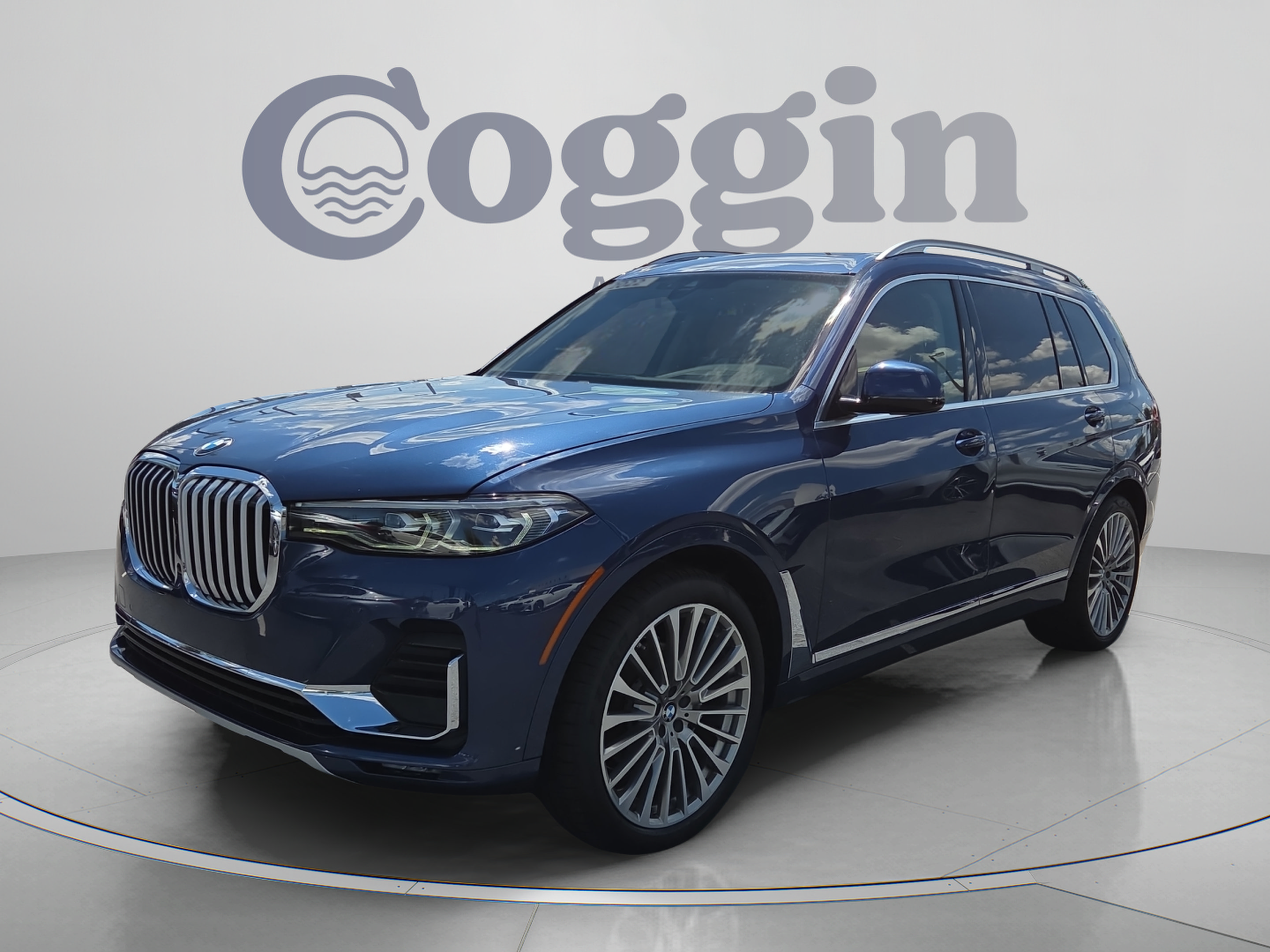 Used 2022 BMW X7 xDrive40i w/ Executive Package AWD/4WD image 1