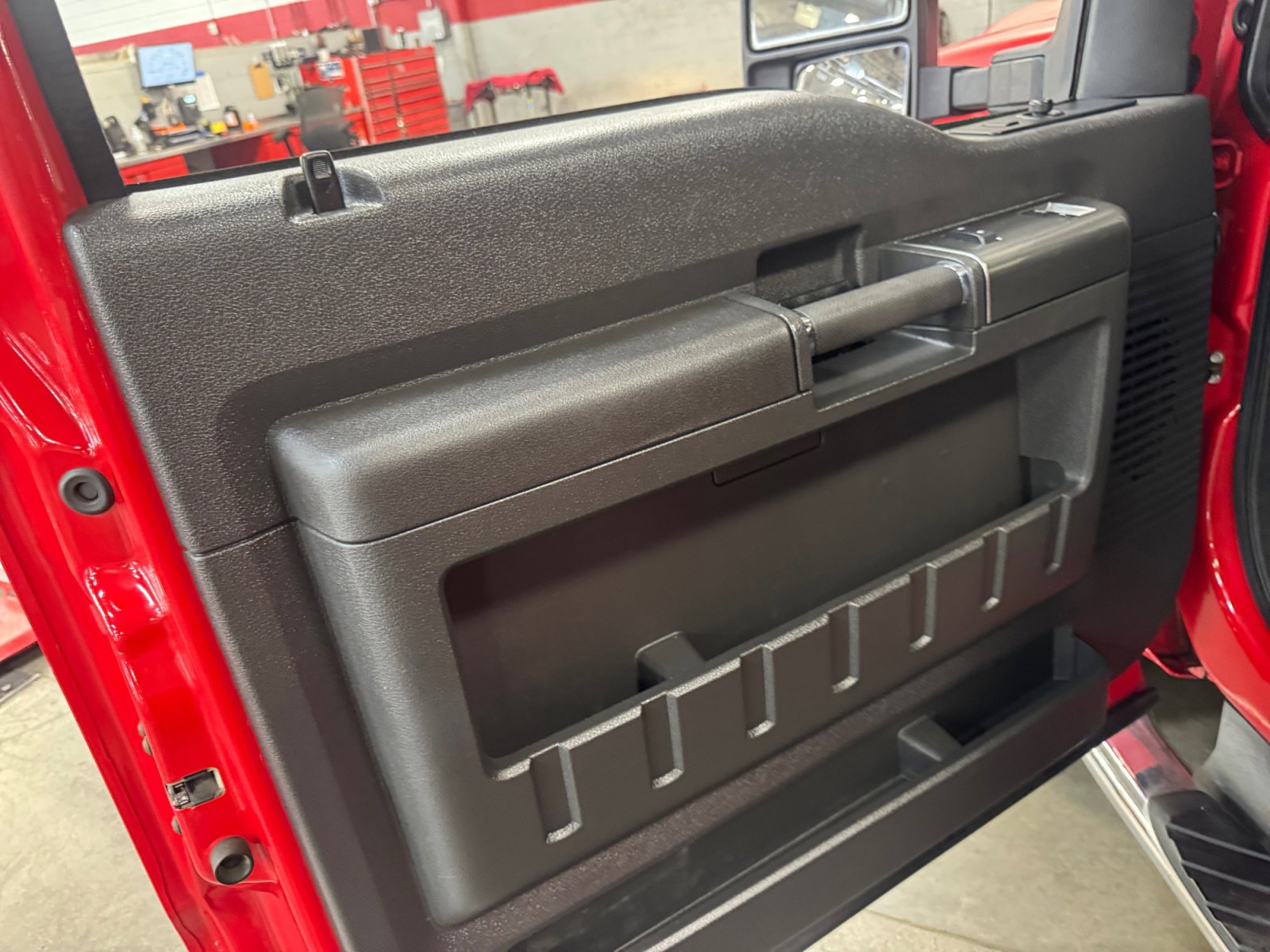 Used 2008 Ford F350 FX4 image 13