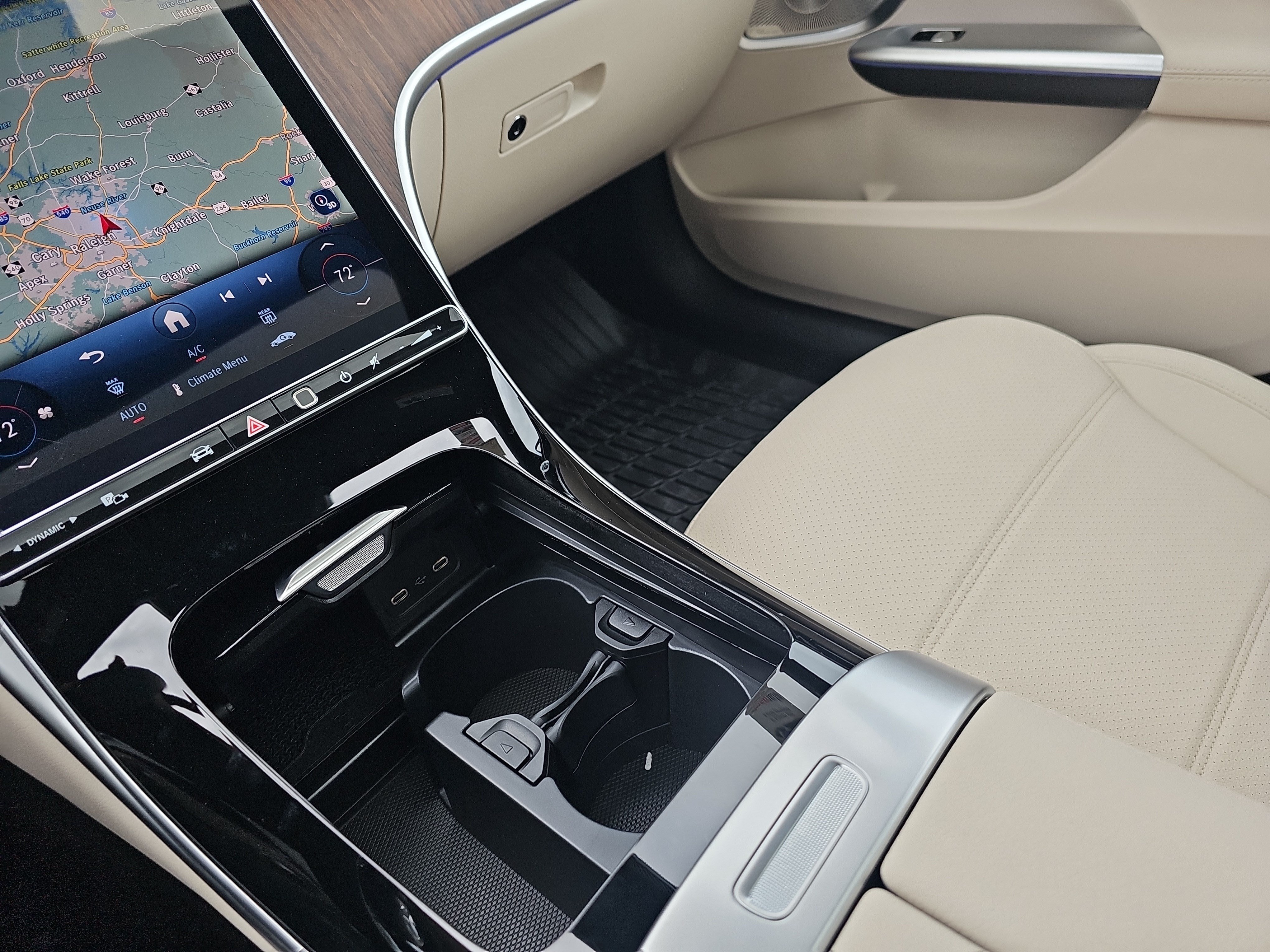 New 2026 Mercedes-Benz C 300 Sedan image 26