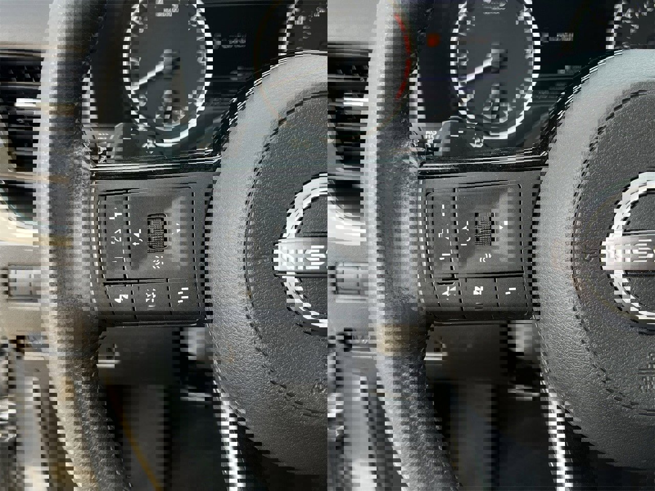 Certified 2023 Nissan Rogue SV w/ SV Premium B Package image 11