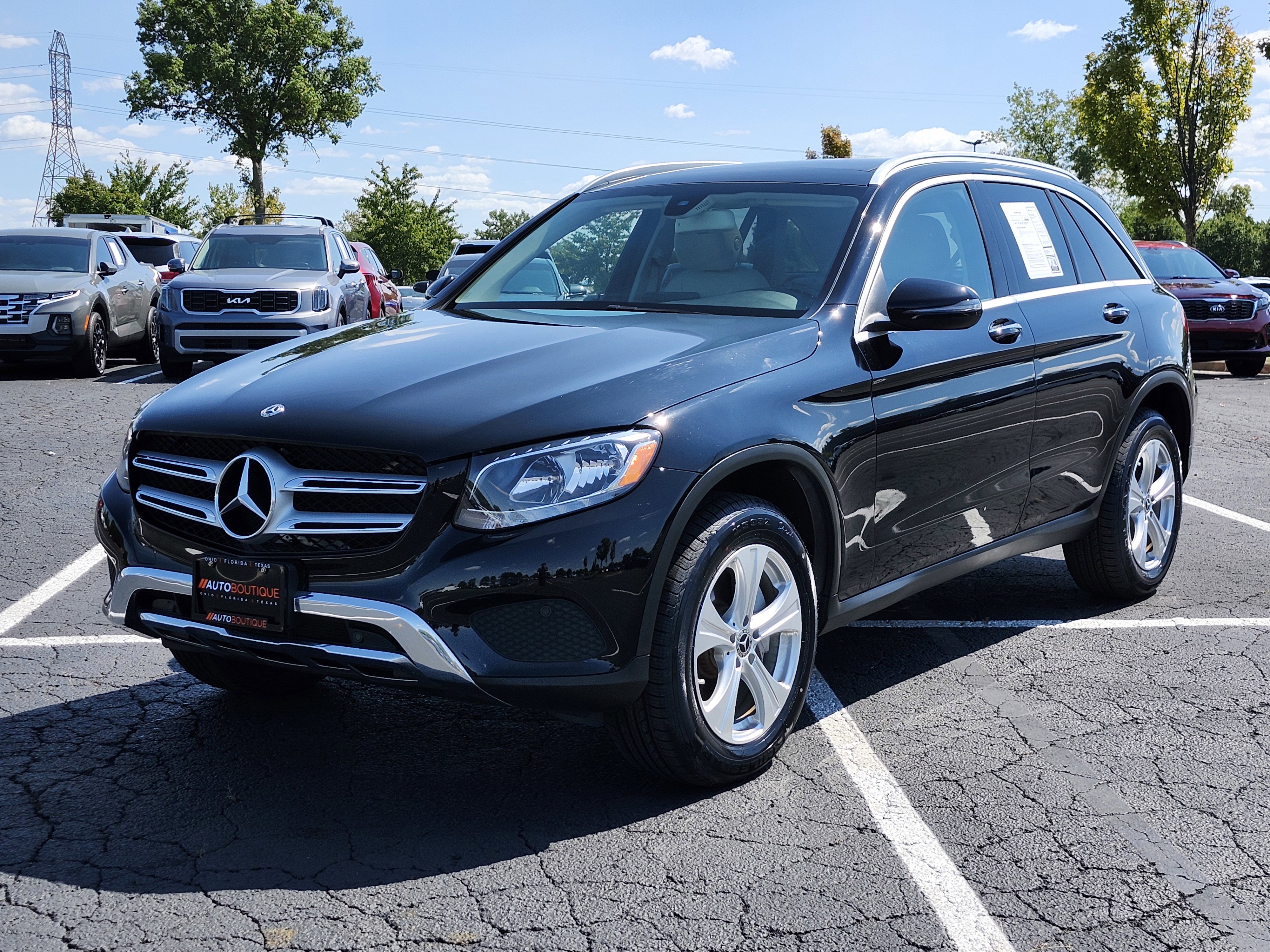 Used 2018 Mercedes-Benz GLC 300 4MATIC w/ Premium Package image 5