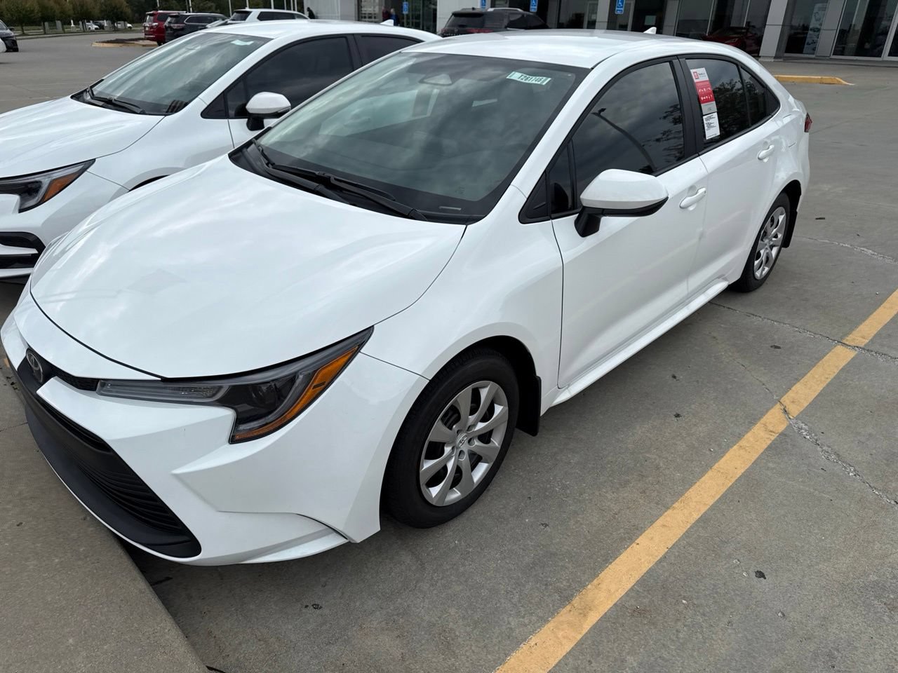 Used 2026 Toyota Corolla LE FWD image 2