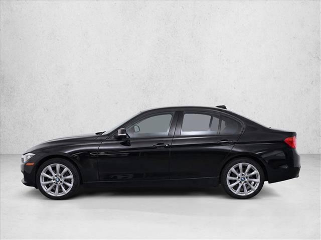 Used 2015 BMW 320i xDrive Sedan AWD/4WD image 4