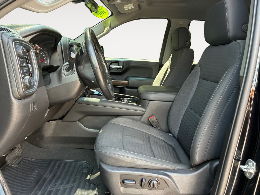Used 2021 Chevrolet Silverado 1500 LT AWD/4WD image 9