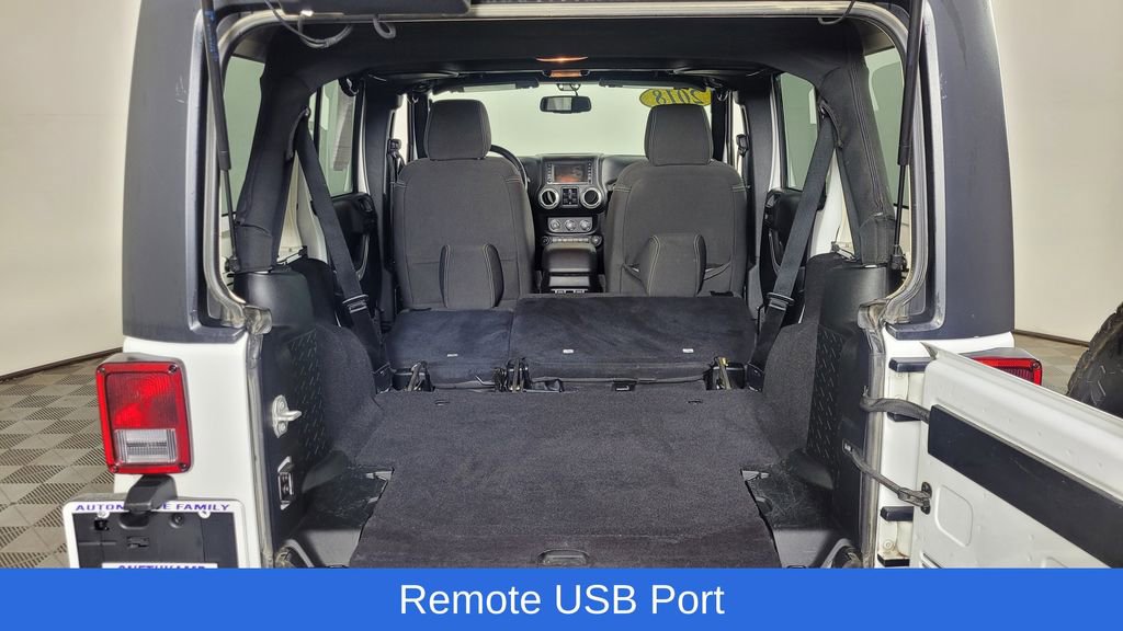 Used 2018 Jeep Wrangler Unlimited Sahara image 11
