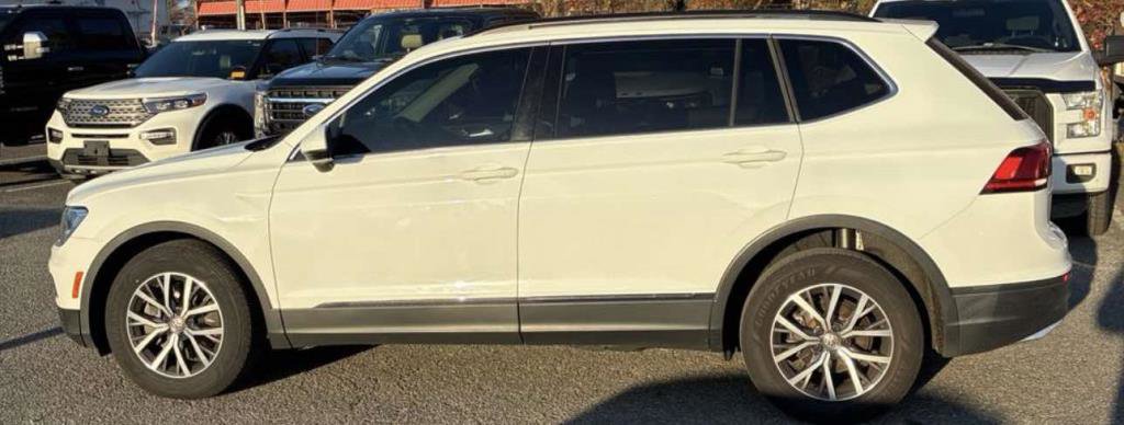 Used 2018 Volkswagen Tiguan SEL Premium AWD/4WD image 28