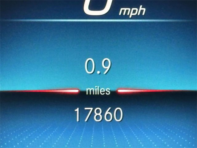 Certified 2022 Mercedes-Benz E 350 4MATIC Sedan image 2