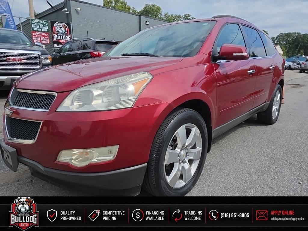 Used 2011 Chevrolet Traverse LT w/ Personal Connectivity Package AWD/4WD image 1