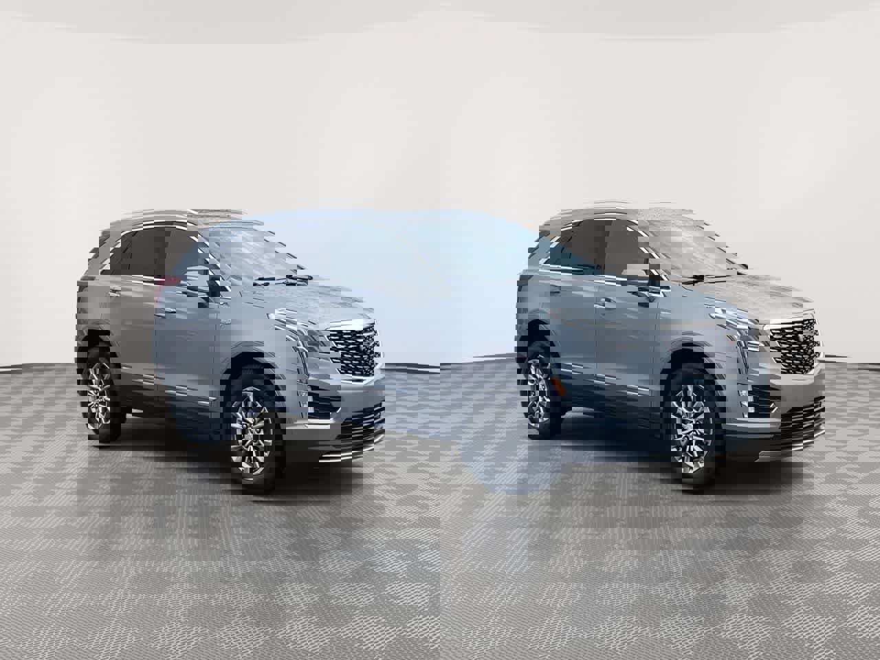 Used 2023 Cadillac XT5 Premium Luxury image 2