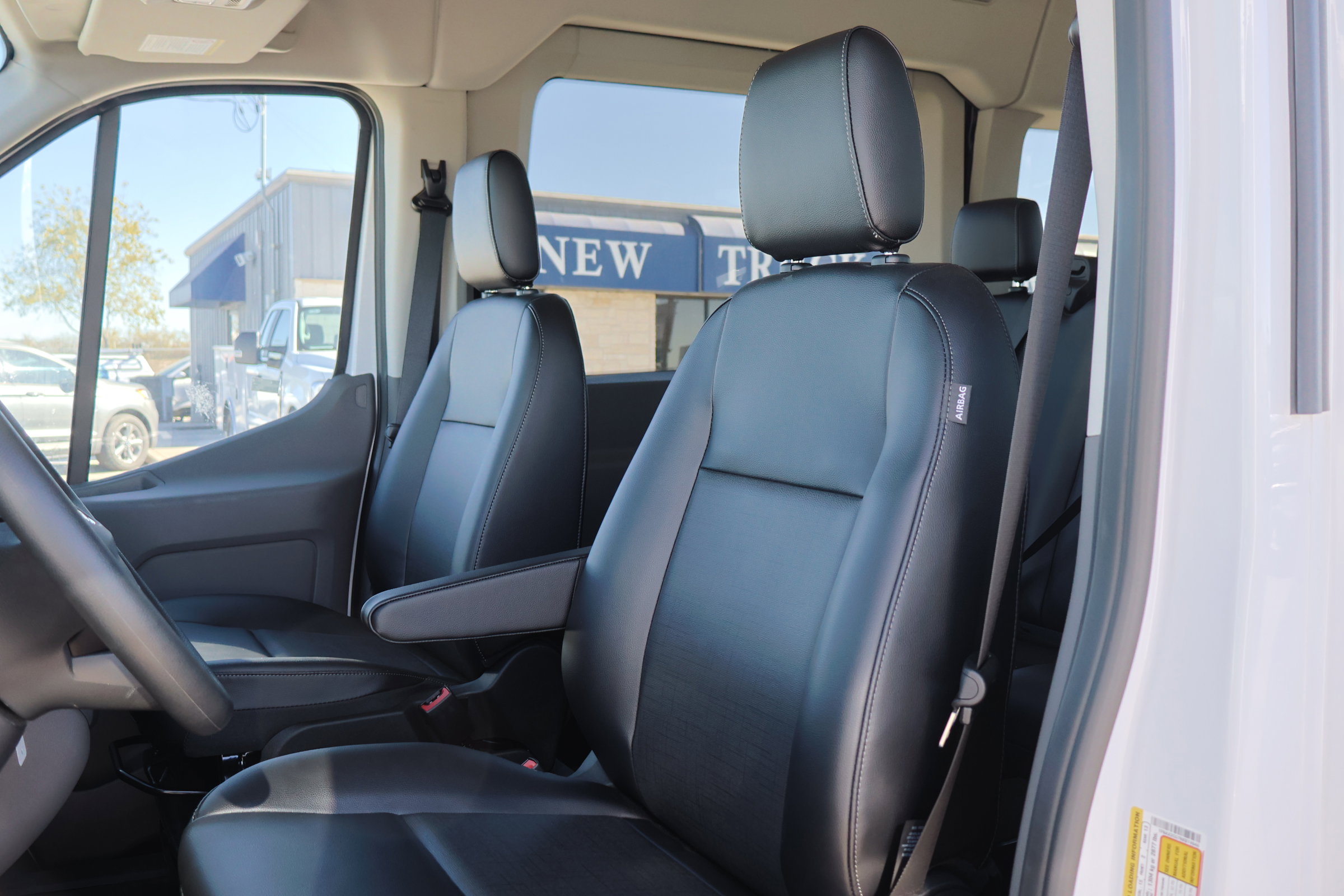 Certified 2024 Ford Transit 350 XL image 15