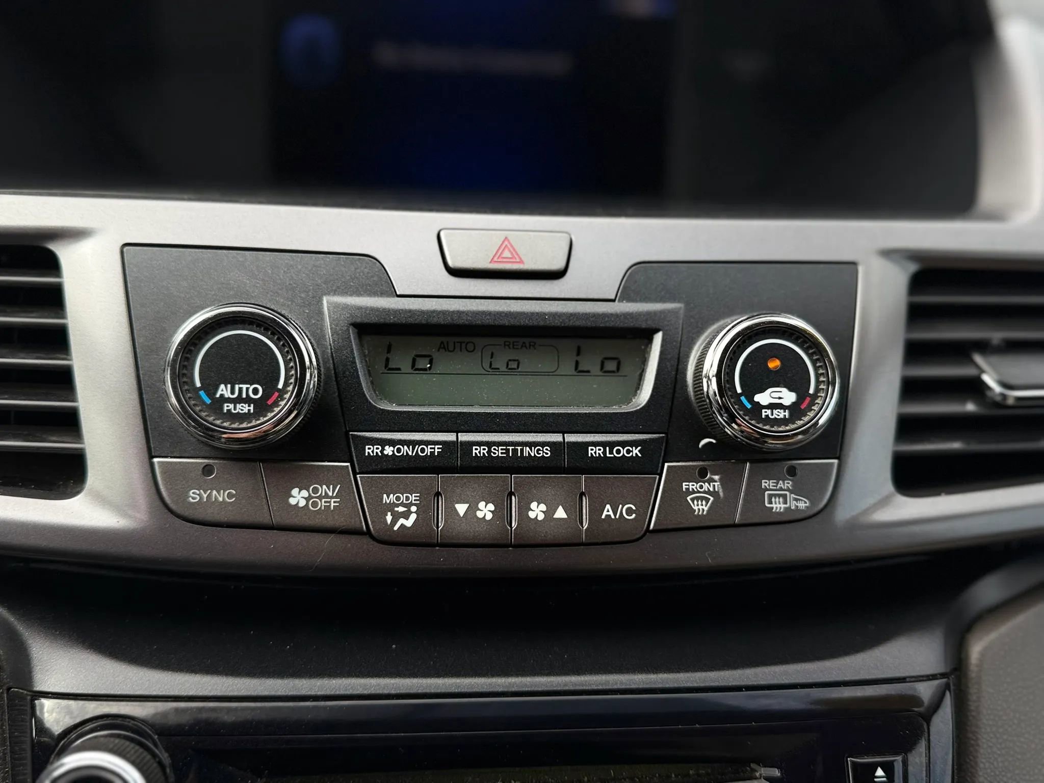 Used 2014 Honda Odyssey EX image 34