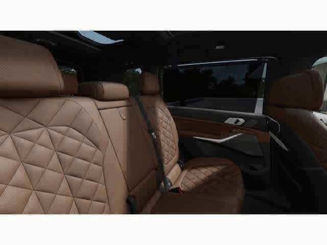 Used 2026 BMW X7 xDrive40i w/ Premium Package AWD/4WD image 25