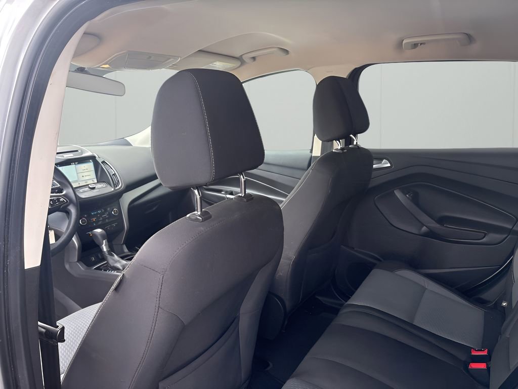 Used 2017 Ford Escape SE w/ Equipment Group 201A image 13