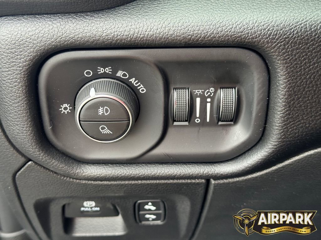 New 2026 RAM 1500 Laramie w/ Night Edition image 24