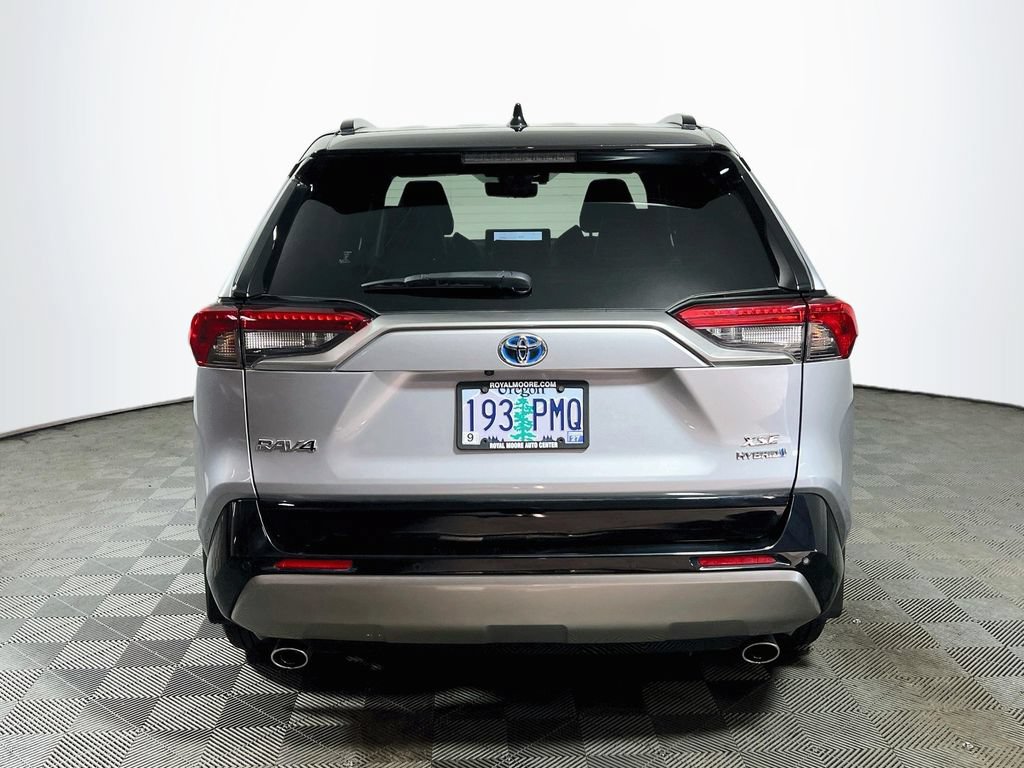 Used 2023 Toyota RAV4 XSE AWD/4WD image 6
