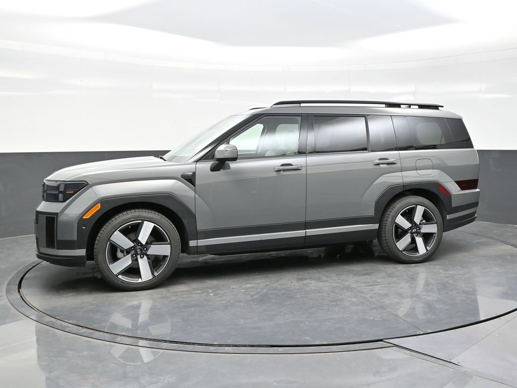 Used 2025 Hyundai Santa Fe Limited image 3