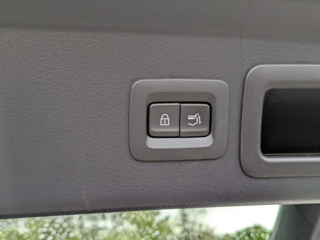 Certified 2023 MAZDA CX-30 AWD 2.5 S w/ Premium Package image 15