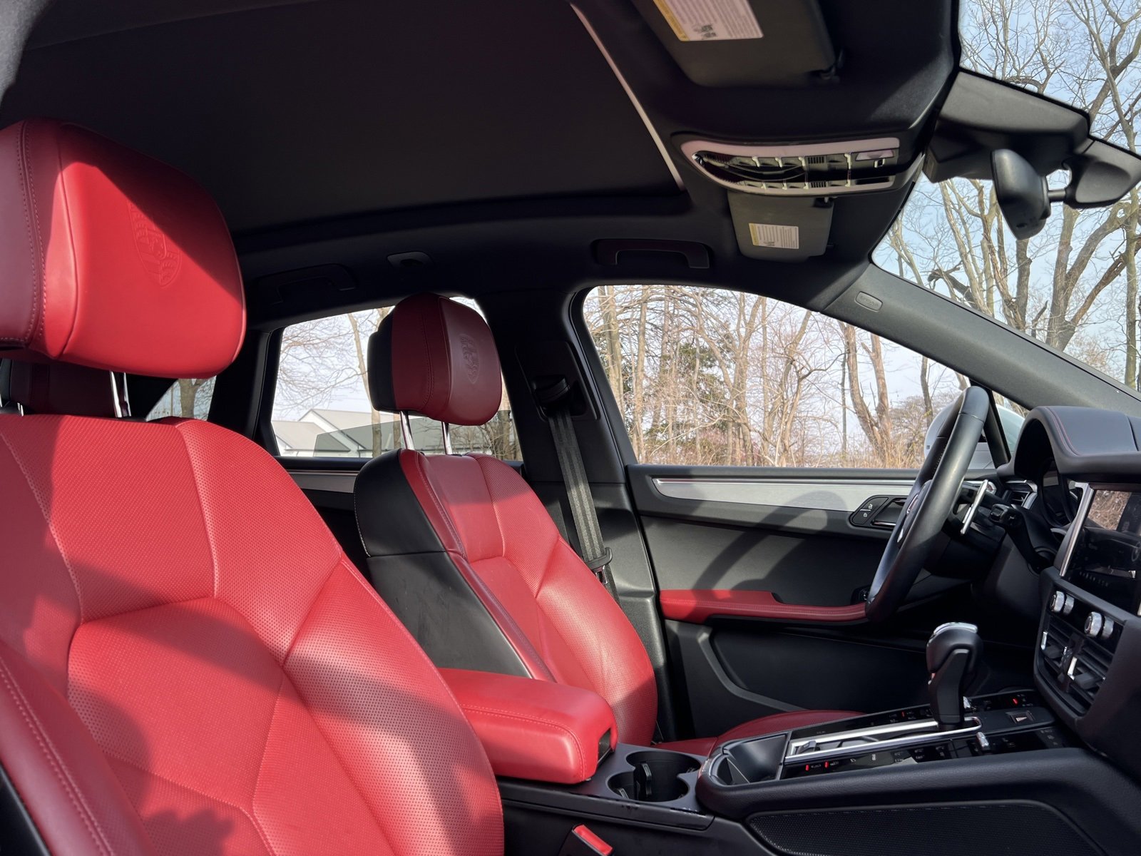 Certified 2024 Porsche Macan image 22