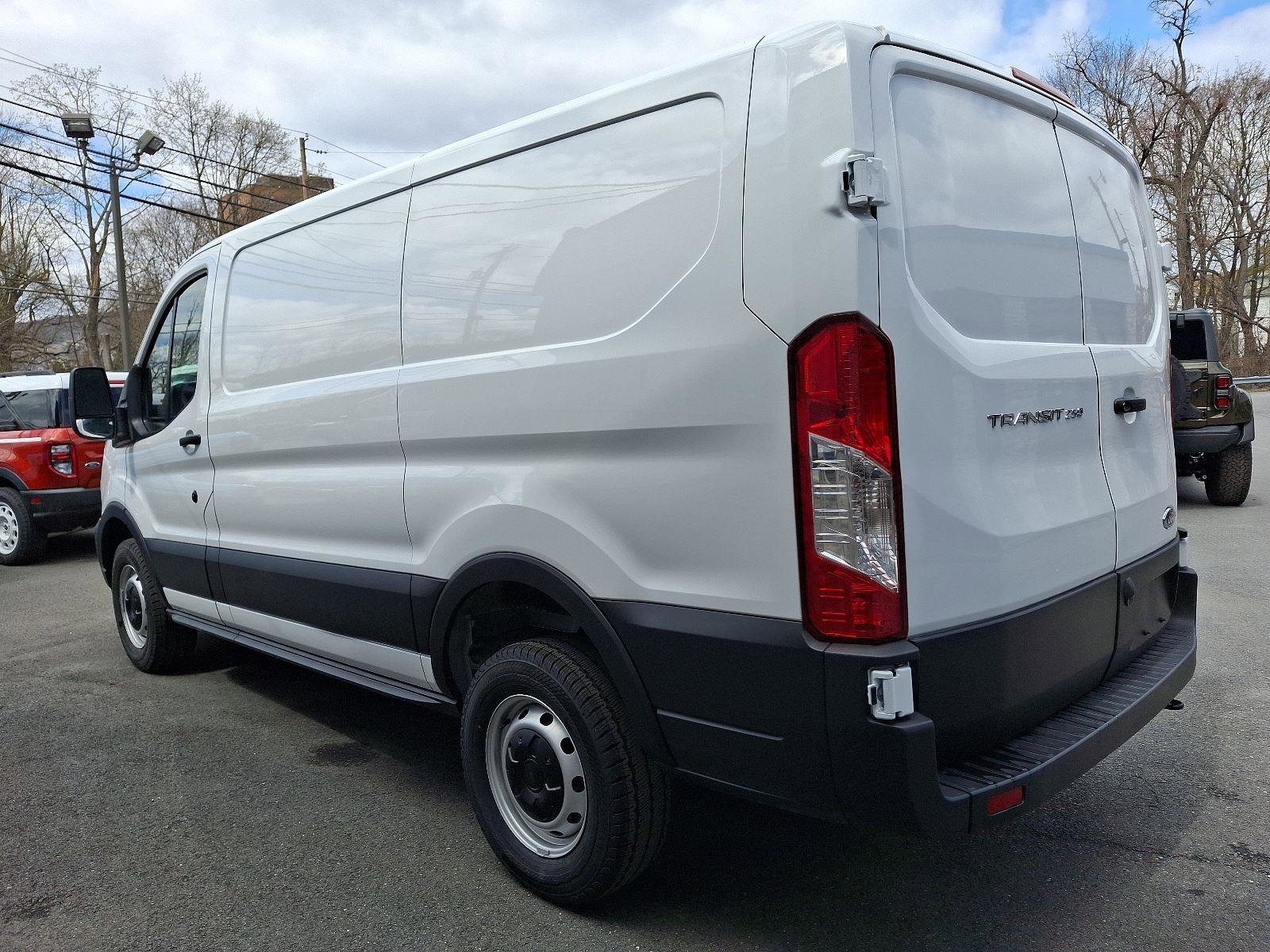 New 2024 Ford Transit 250 Low Roof w/ Load Area Protection Package RWD image 3