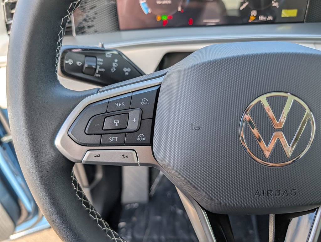 New 2025 Volkswagen Tiguan SE image 15