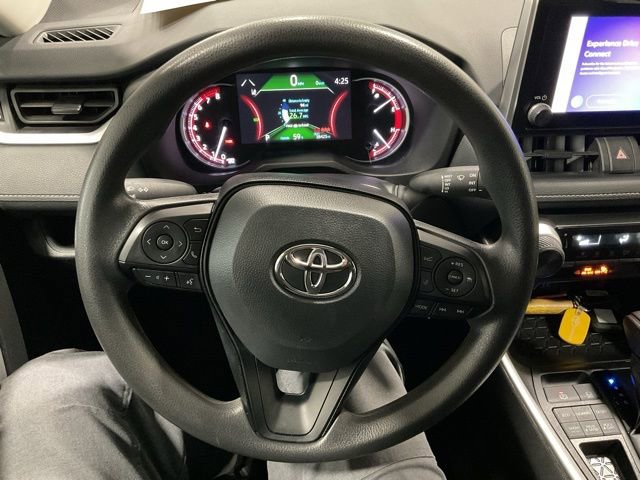 Used 2024 Toyota RAV4 LE image 13