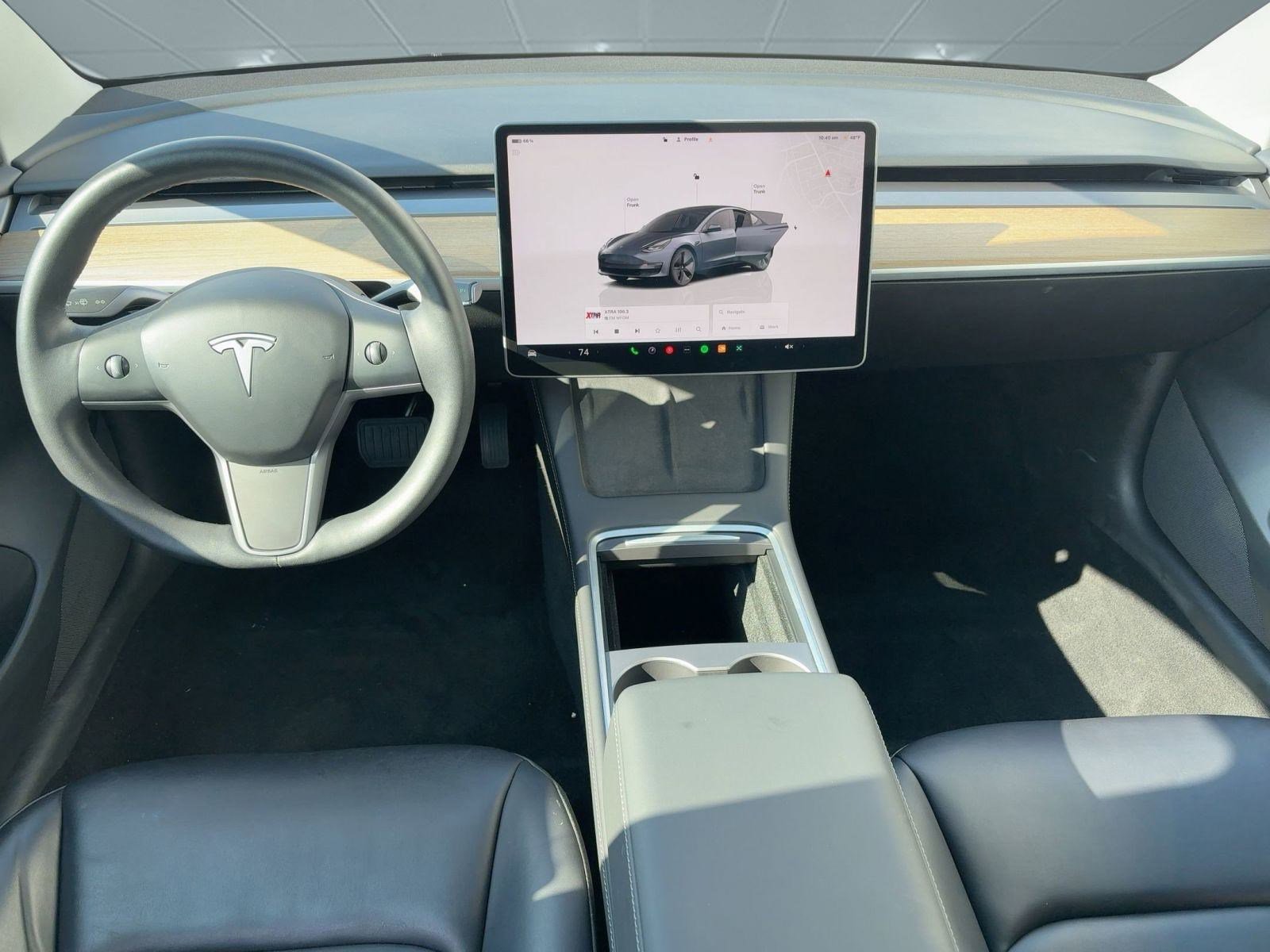 Used 2023 Tesla Model 3 Standard Range image 16