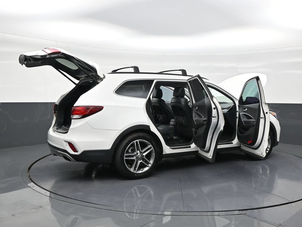Used 2018 Hyundai Santa Fe FWD image 29