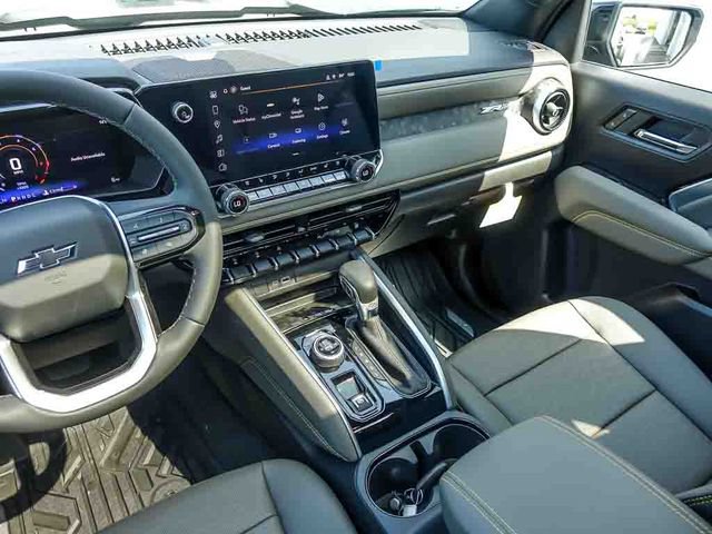 New 2026 Chevrolet Colorado ZR2 w/ Technology Package AWD/4WD image 19