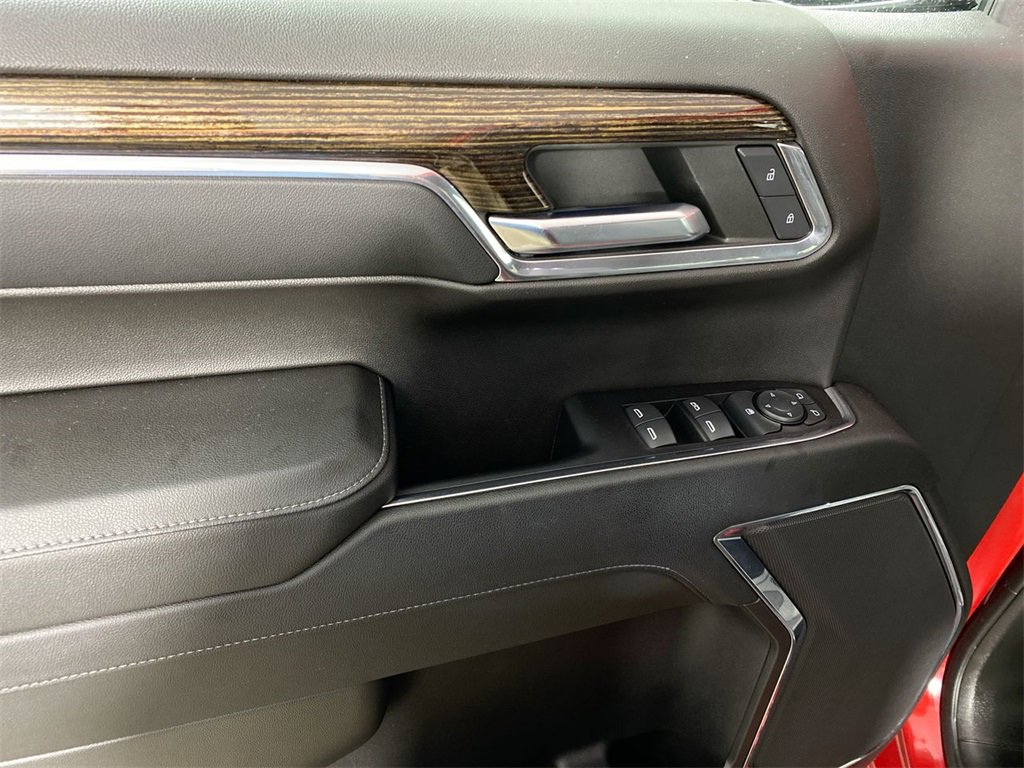 Used 2023 GMC Sierra 1500 Elevation image 13
