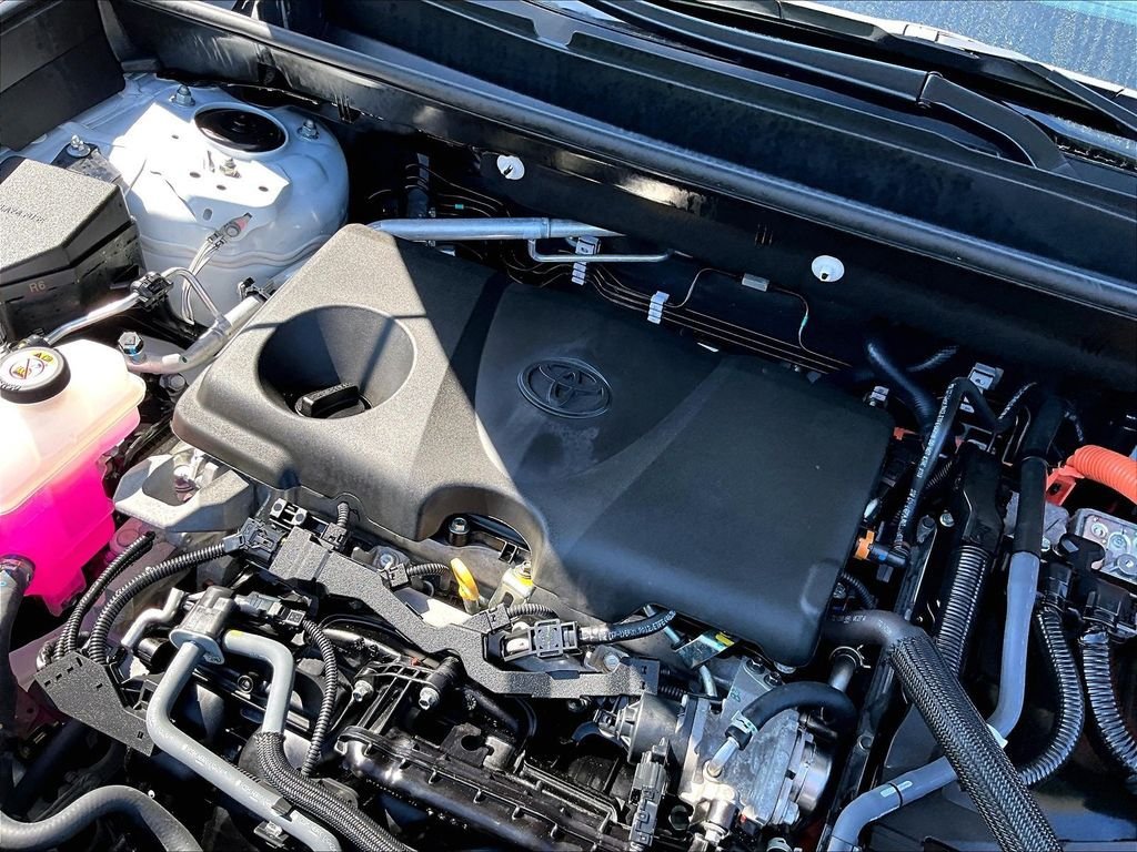 Certified 2024 Toyota RAV4 LE AWD/4WD image 34