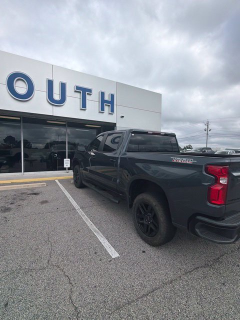 Used 2022 Chevrolet Silverado 1500 LT Trail Boss w/ Safety Package AWD/4WD image 6