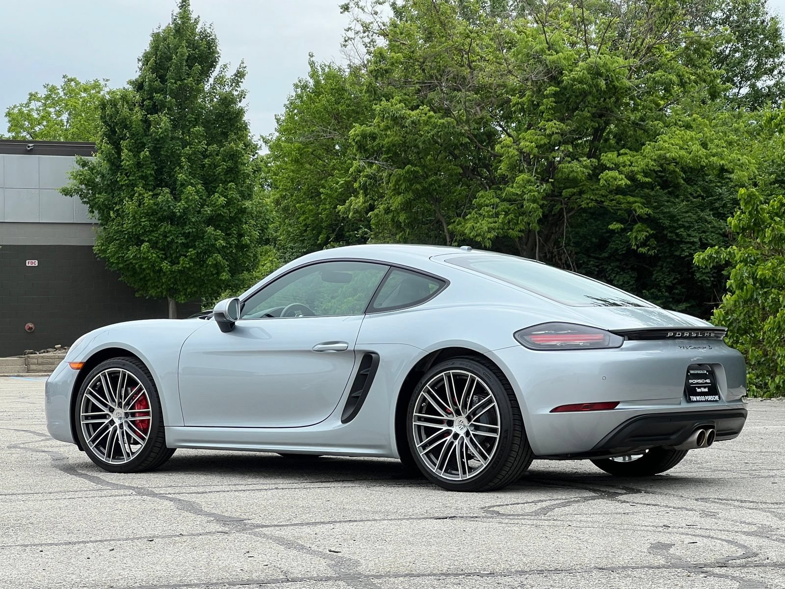 Certified 2021 Porsche 718 Cayman S RWD image 3