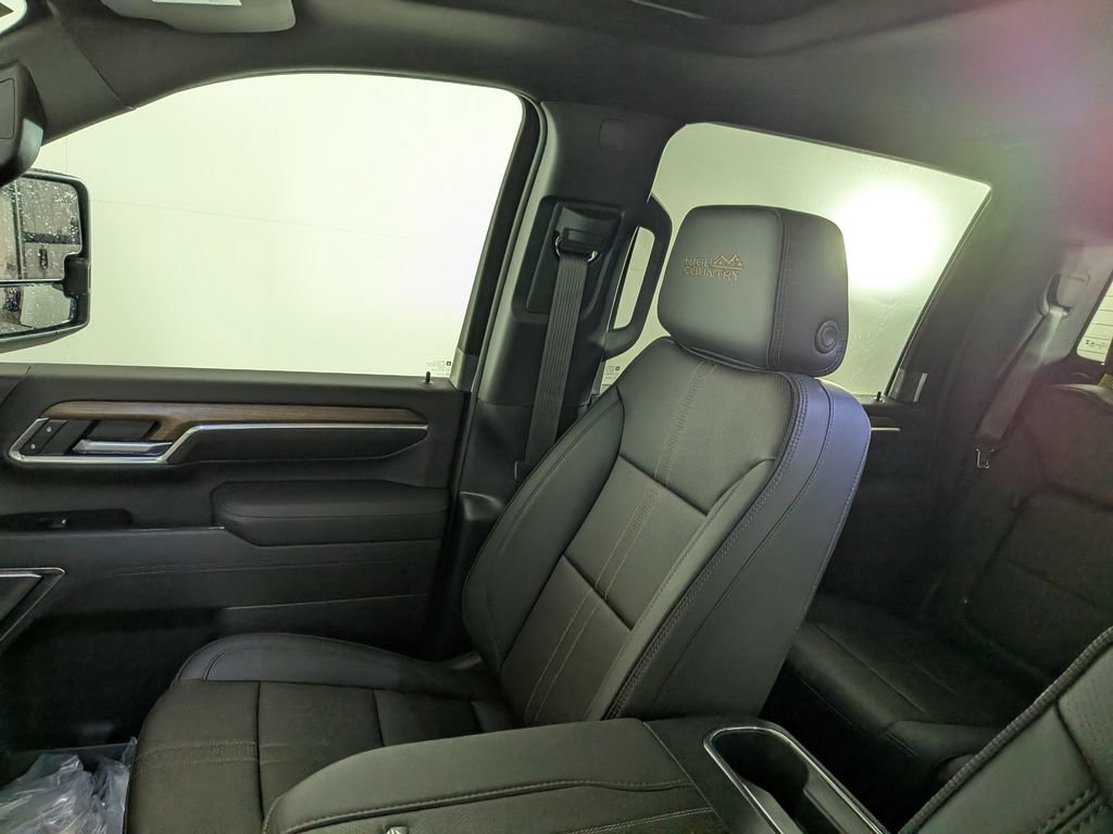 New 2026 Chevrolet Silverado 2500 High Country w/ High Country Premium Package AWD/4WD image 26