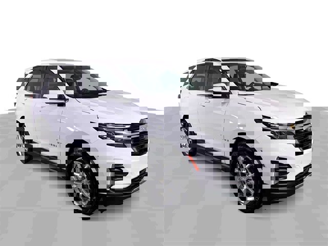 Used 2023 Chevrolet Equinox LT image 2