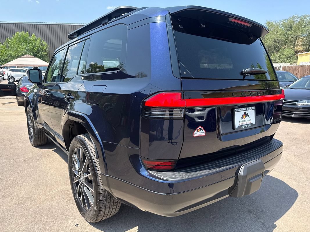 Used 2026 Lexus GX 550 w/ Accessory Package (31) AWD/4WD image 5