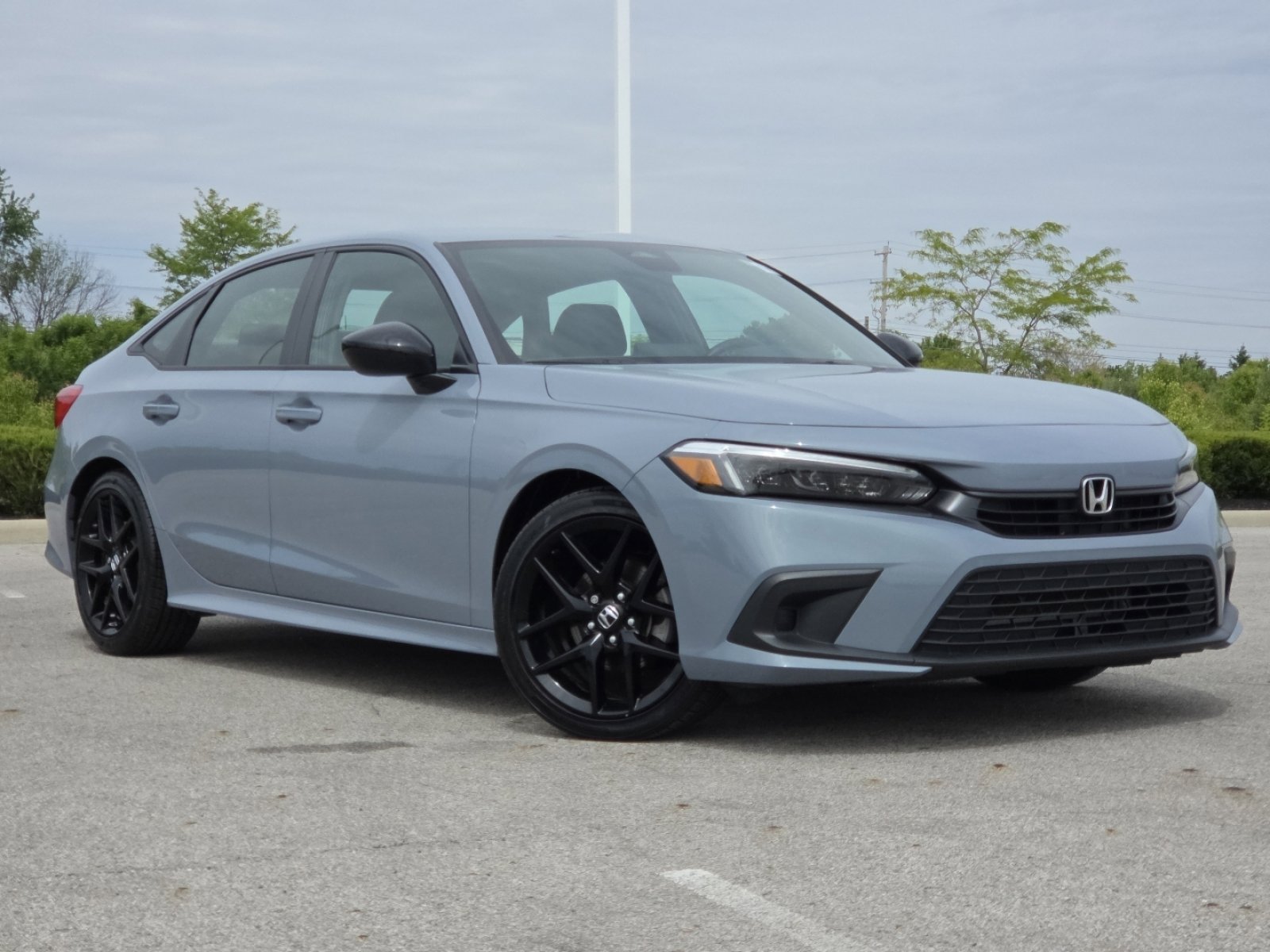 Used 2024 Honda Civic Sport image 2