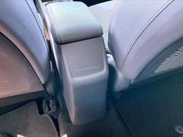 Used 2017 Kia Niro FE FWD image 23