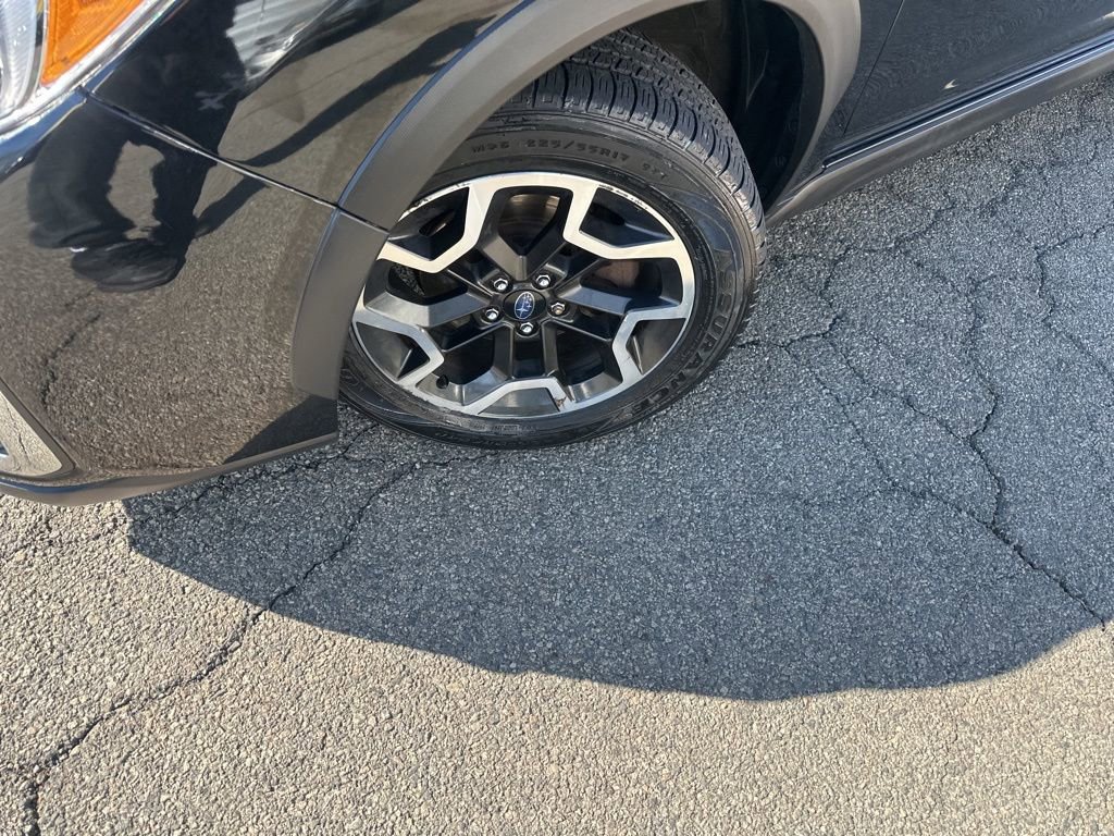 Used 2017 Subaru Crosstrek 2.0i Premium image 2