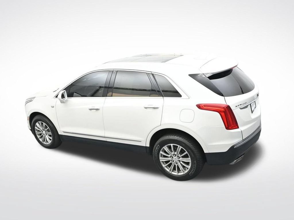 Used 2017 Cadillac XT5 Luxury w/ Driver Awareness Package FWD image 28