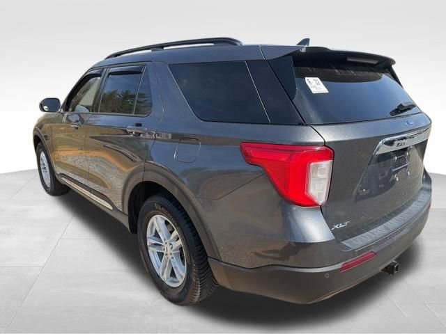 Used 2020 Ford Explorer XLT w/ Comfort Package image 5