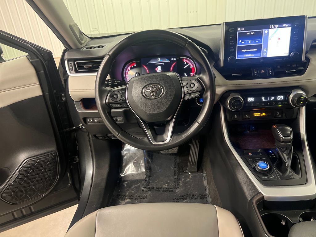 Used 2020 Toyota RAV4 Limited w/ All Weather Liner Package image 17