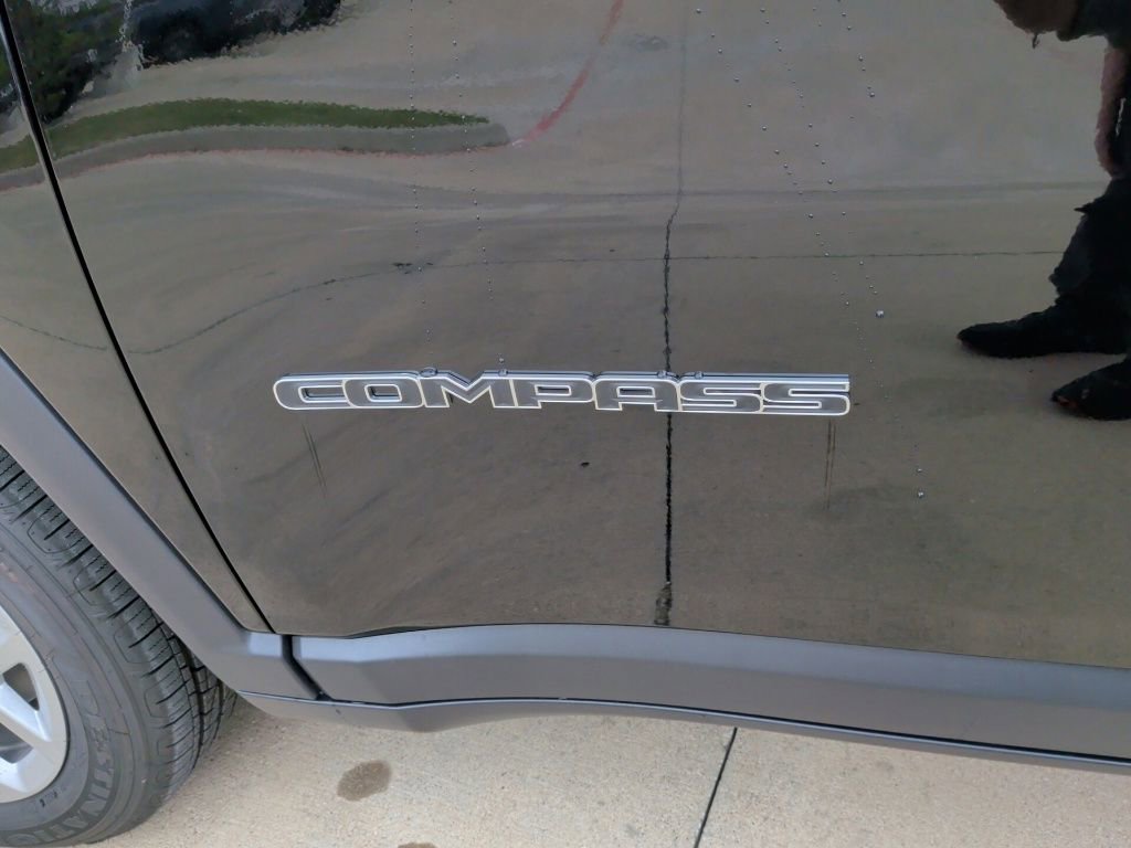 New 2026 Jeep Compass Latitude AWD/4WD image 43