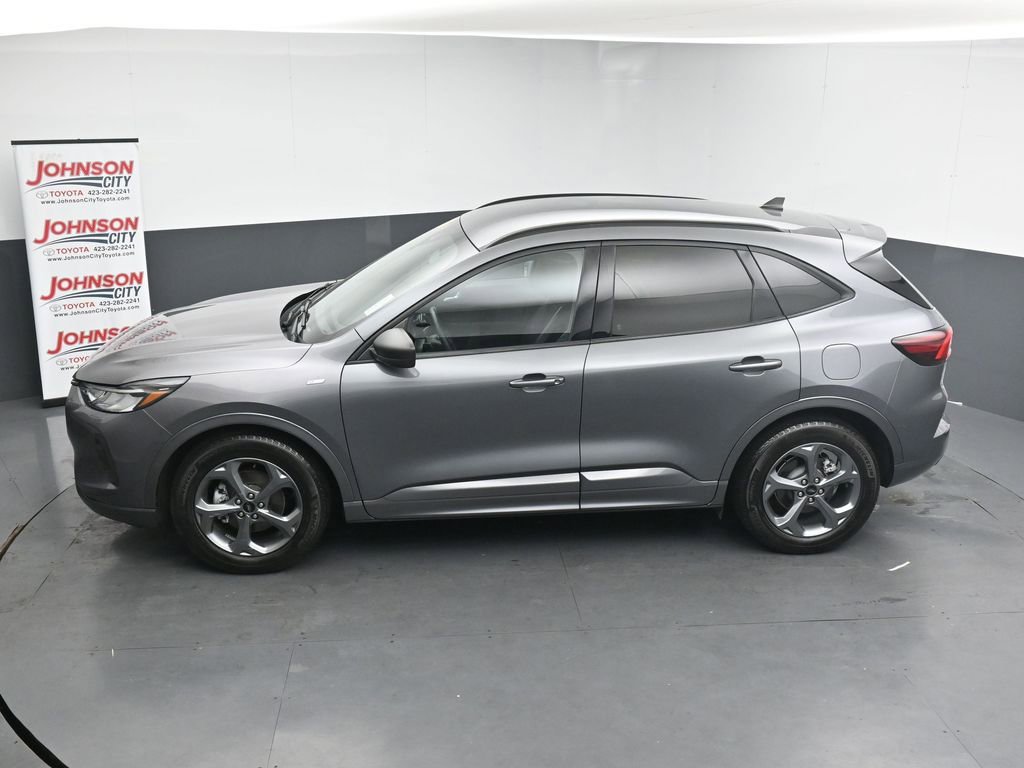 Used 2024 Ford Escape ST-Line image 32
