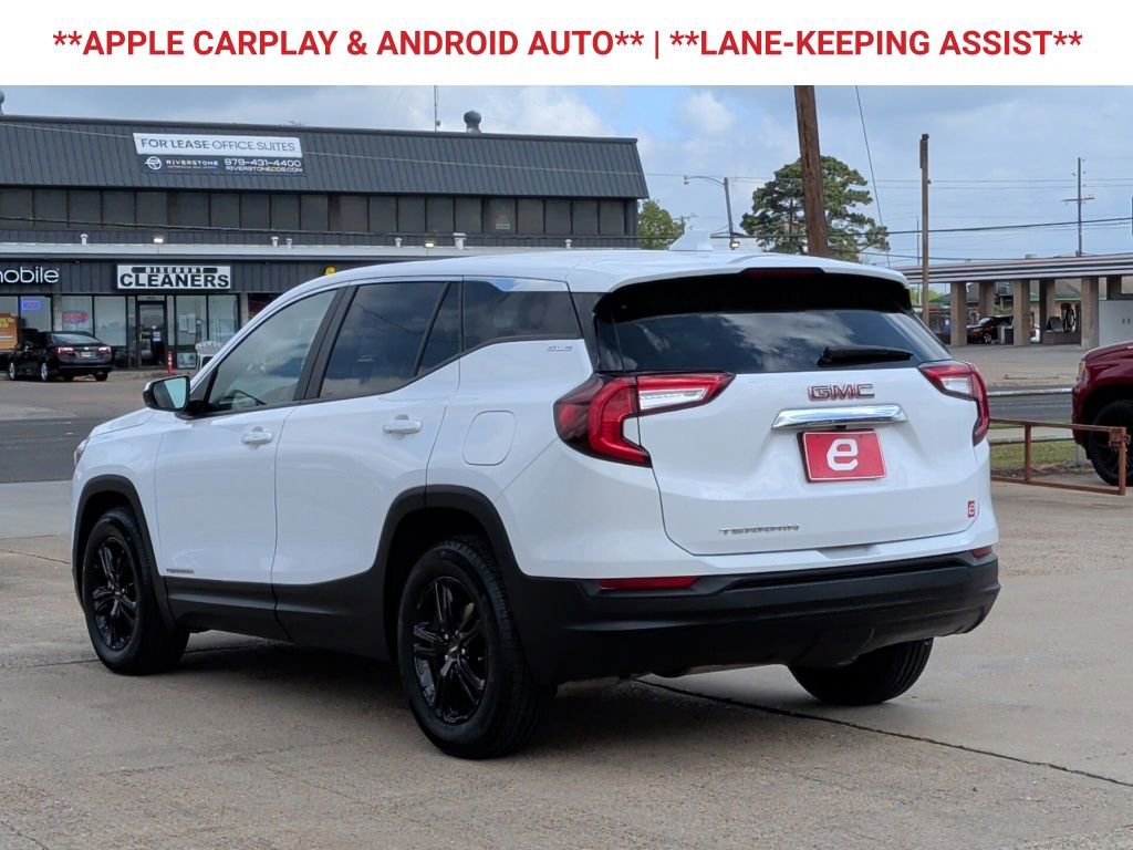 Used 2024 GMC Terrain SLE image 6