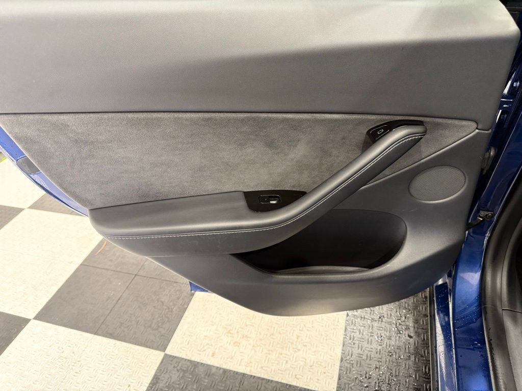 Used 2021 Tesla Model Y 2WD image 18