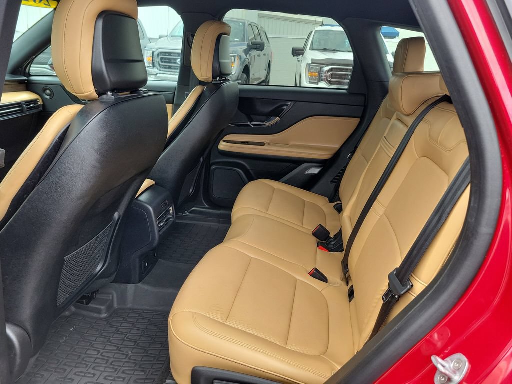 Certified 2023 Lincoln Corsair Grand Touring w/ Equipment Group 302A AWD/4WD image 11