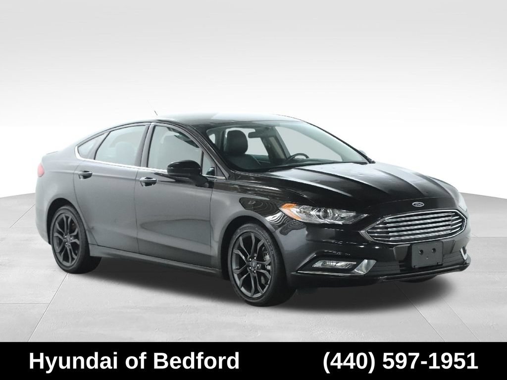 Used 2018 Ford Fusion SE w/ Equipment Group 201A FWD image 10