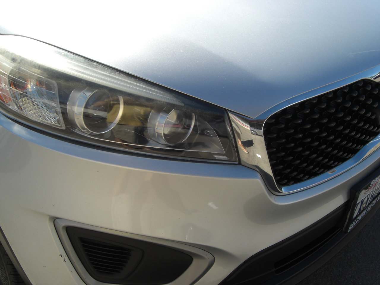 Used 2017 Kia Sorento LX w/ LX Convenience Package image 16