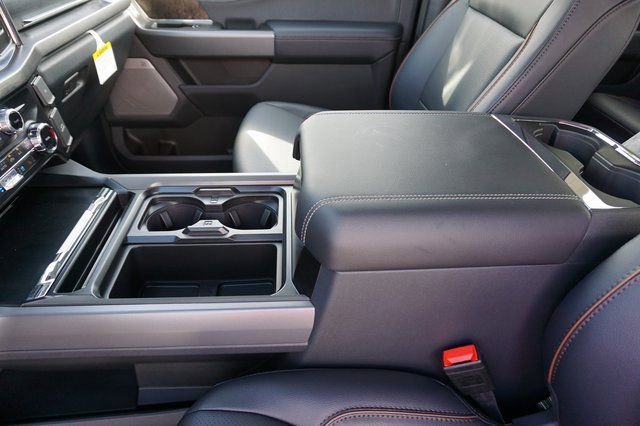 New 2026 Ford F350 Lariat w/ Black Appearance Package image 5