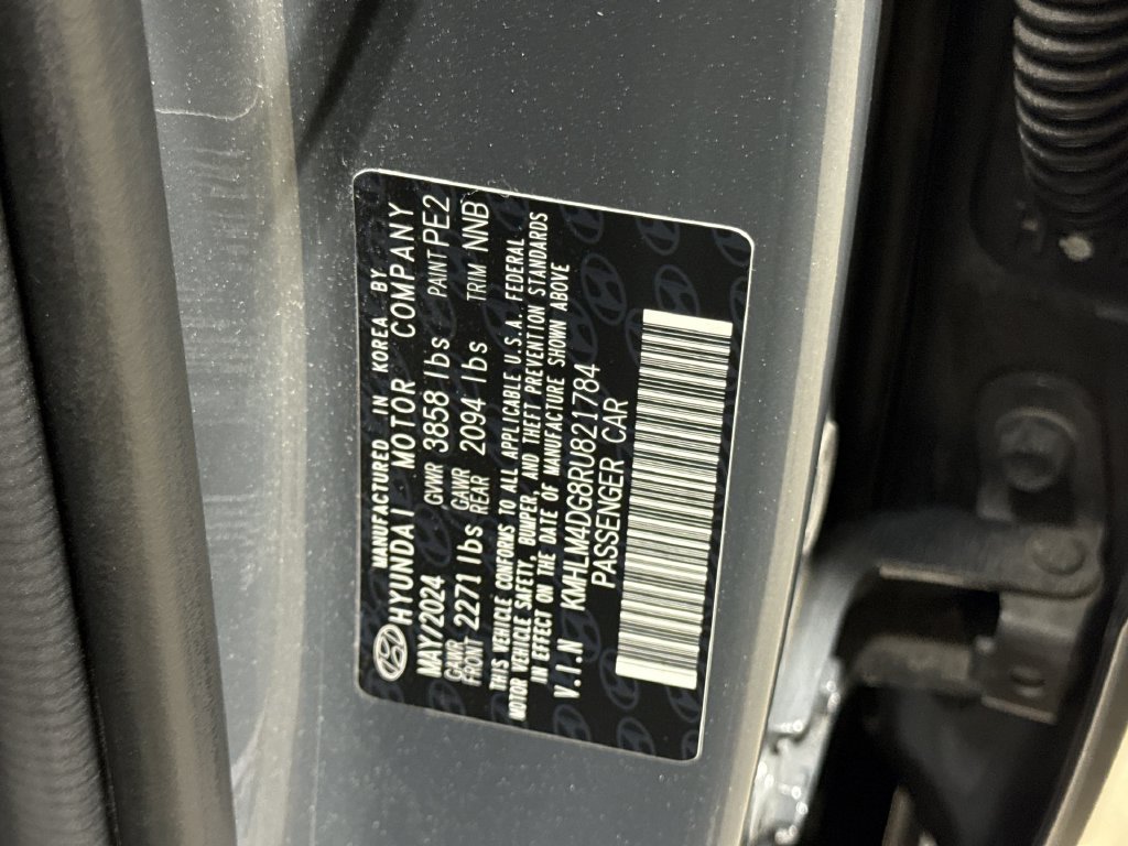 Used 2024 Hyundai Elantra SEL FWD image 28